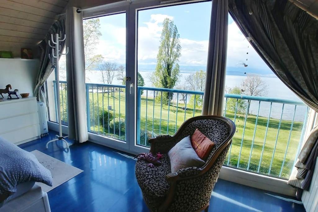 Lakefront. Appartement Pieds Dans L'Eau. View And Direct Access To The Lake. Anthy-sur-Leman Exterior foto