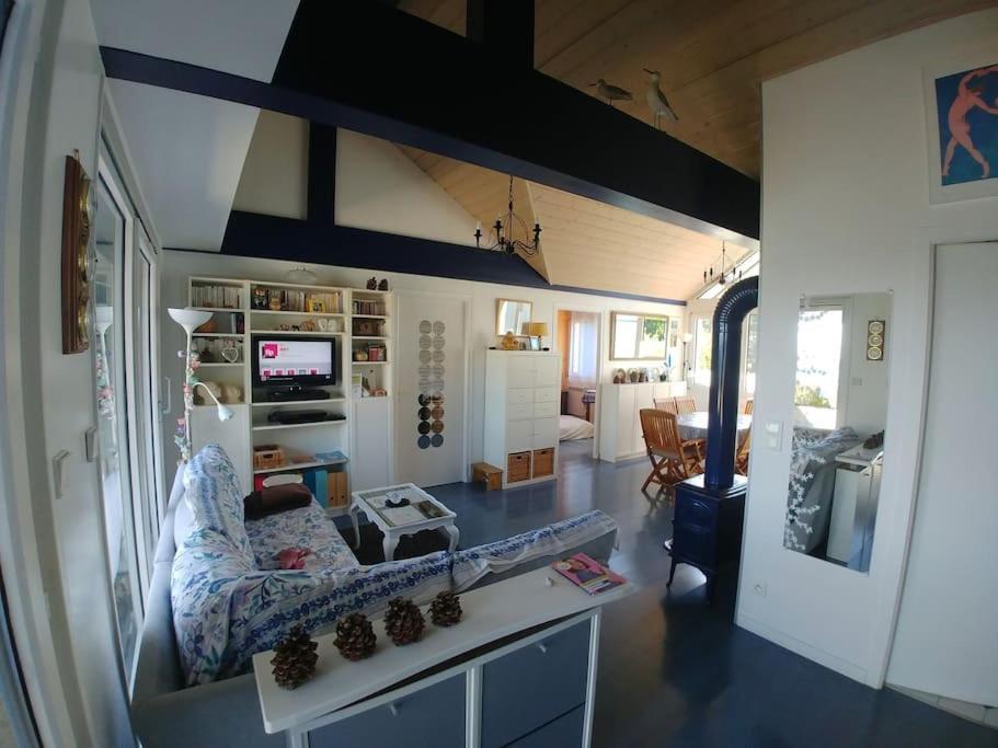 Lakefront. Appartement Pieds Dans L'Eau. View And Direct Access To The Lake. Anthy-sur-Leman Exterior foto